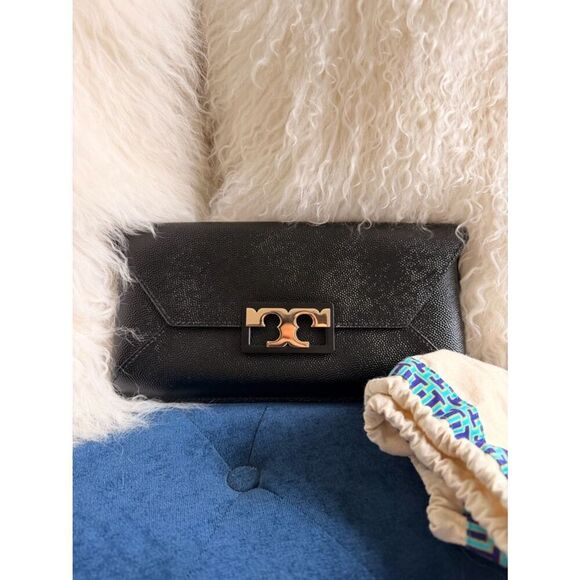 Tory Burch Handbags - Tory Burch Black Leather Clutch with Gold Logo Turnlock